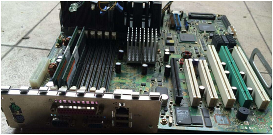 IBM X226机器在关机5天后，不能再开机
