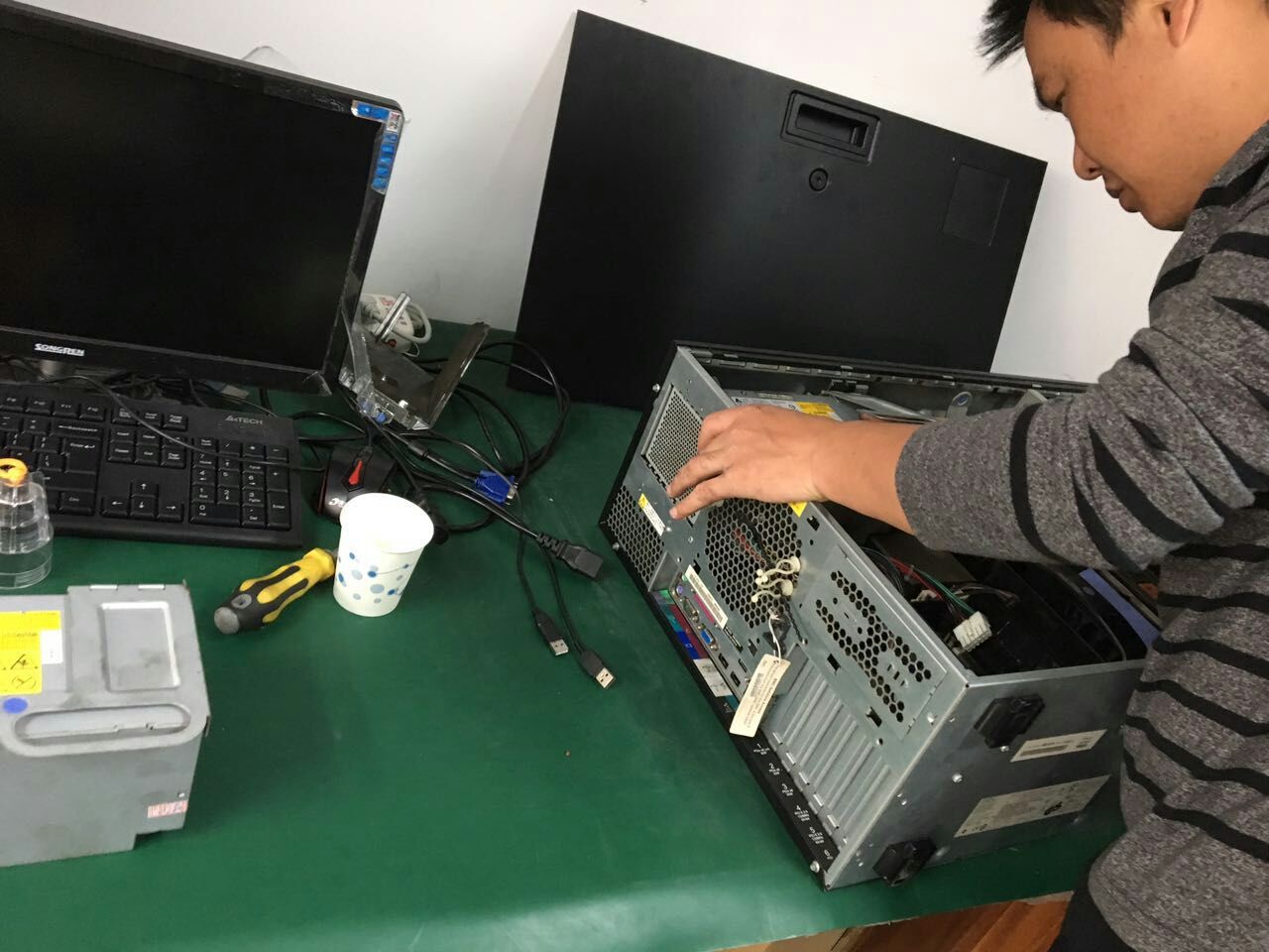 X3800 M5服务器维修