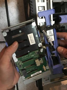 IBM system x3850 RAID5 开机后找不到逻辑卷